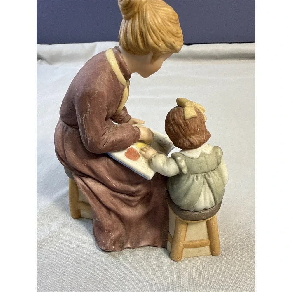 Vintage 1985 Enesco Treasured Memories Learning To Read Figurine 600873 LE